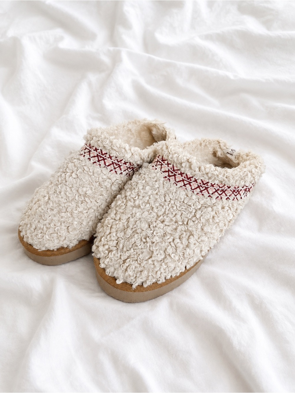 Kooba Cream Sherpa Slip-On Clogs with Red Stitching
